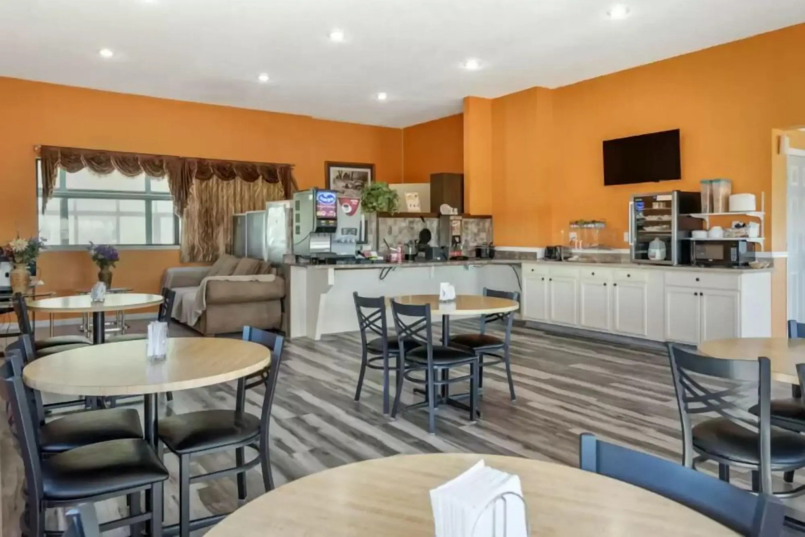Americas Best Value Inn - Goodland