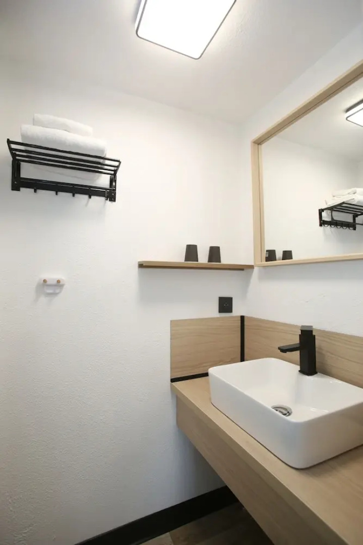 Enzo Hotels Chartres Mainvilliers By Kyriad Direct