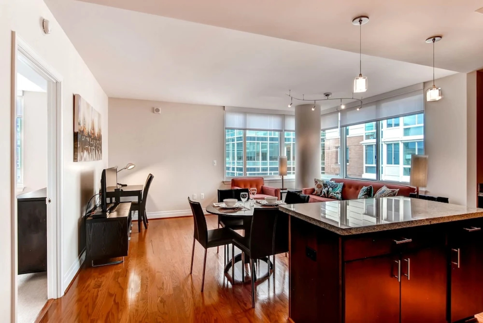 Global Luxury Suites at Toone Street