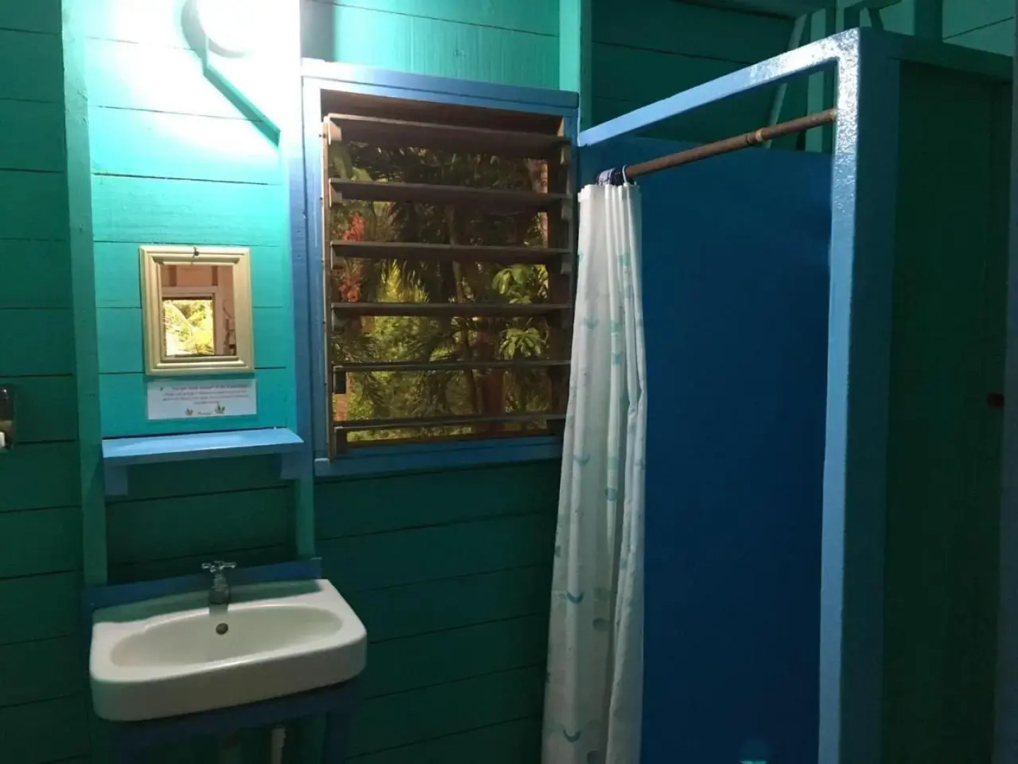 Hotel Chillies and Native Sons Diving