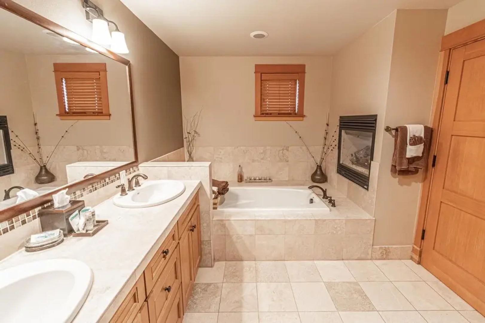 Lodges at Cannon Beach A2