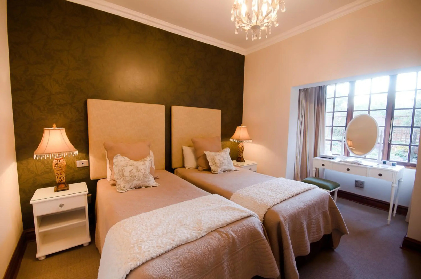 Rawdons Hotel & Brewery