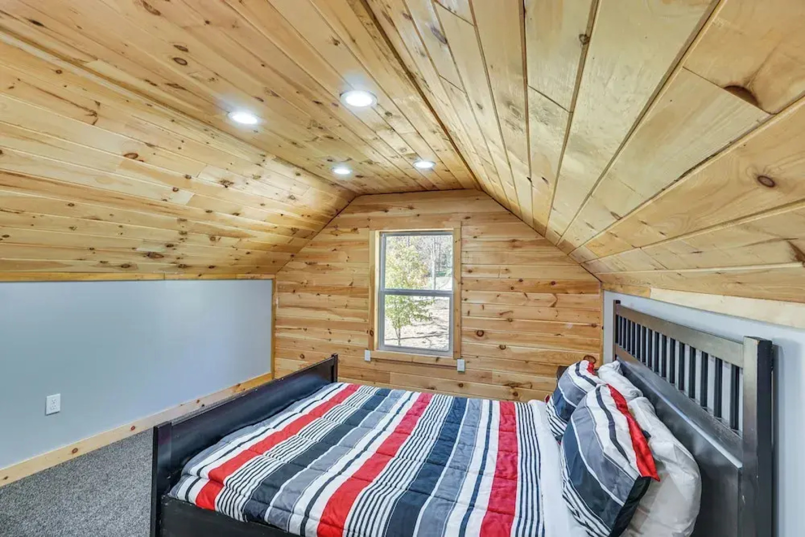 Waterfront Home in Gravois Mills w/ Deck & Beach