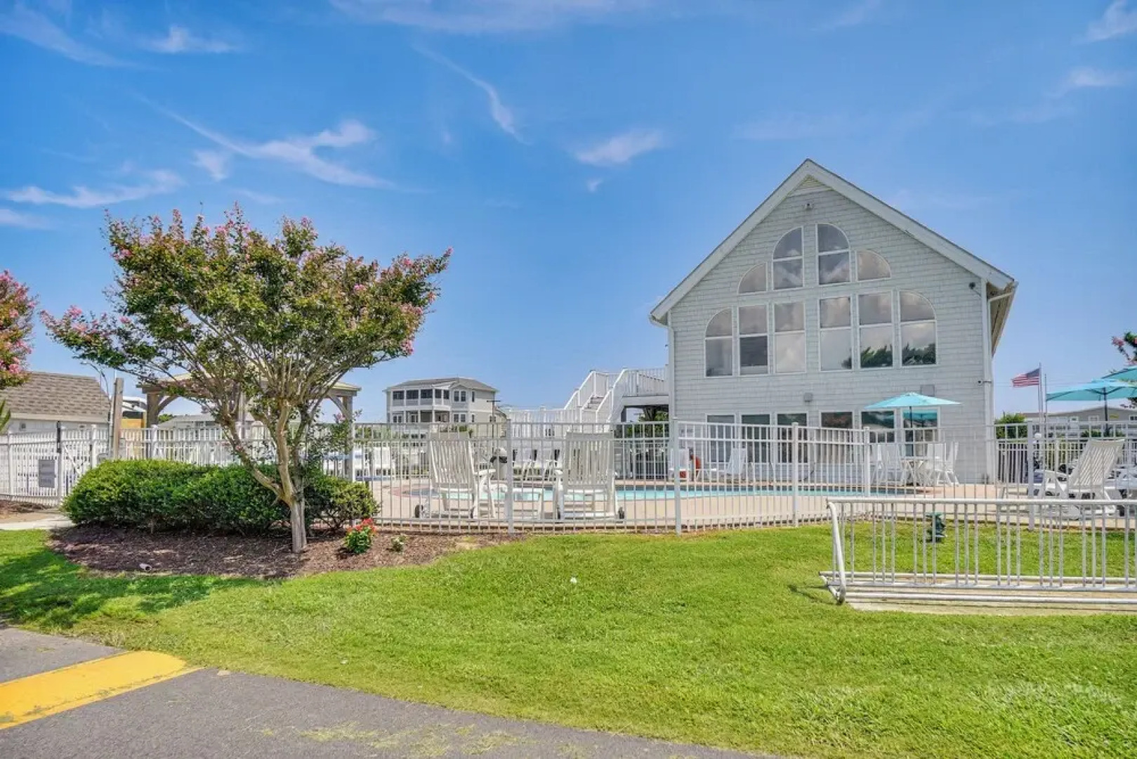 Pools, Boat Ramp & More: Cottage in Virginia Beach