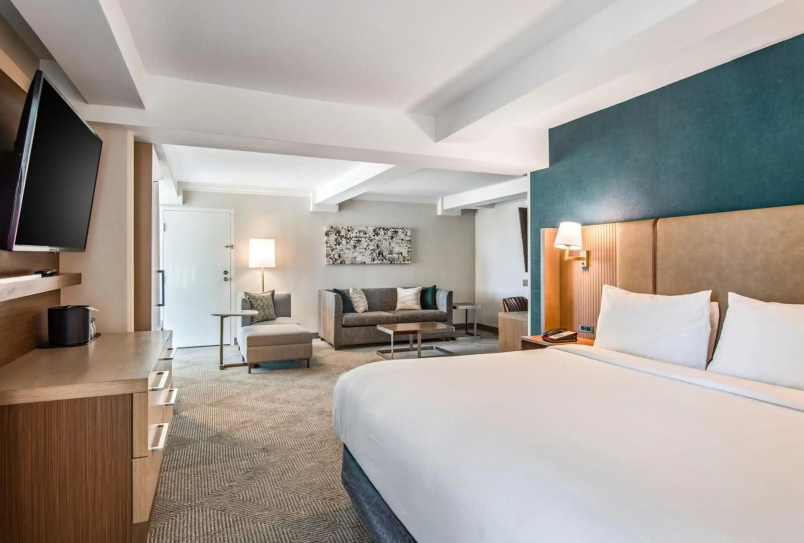 Holiday Inn Oxnard – Ventura by IHG