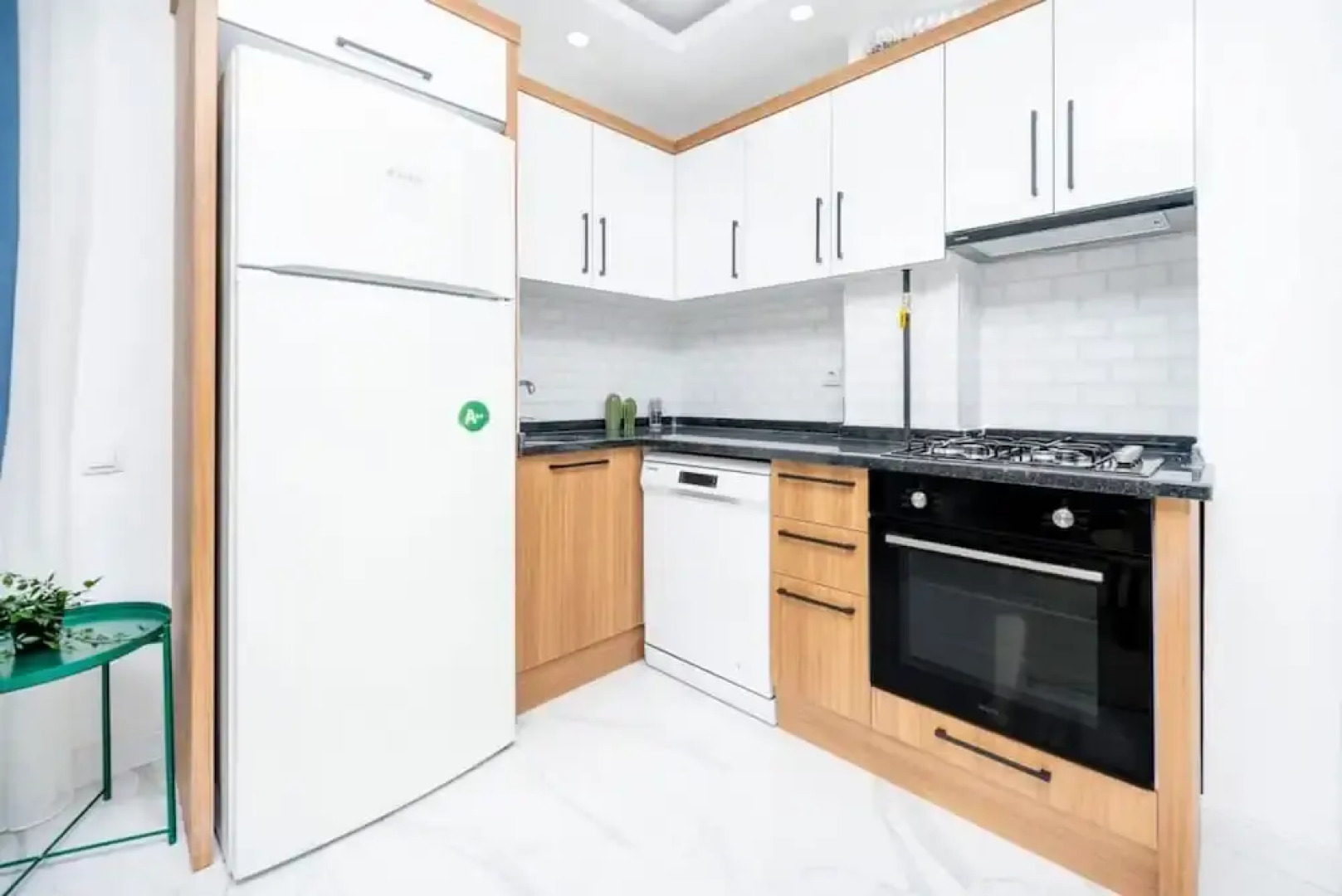 Missafir Modern Flat Near Beach in Muratpasa