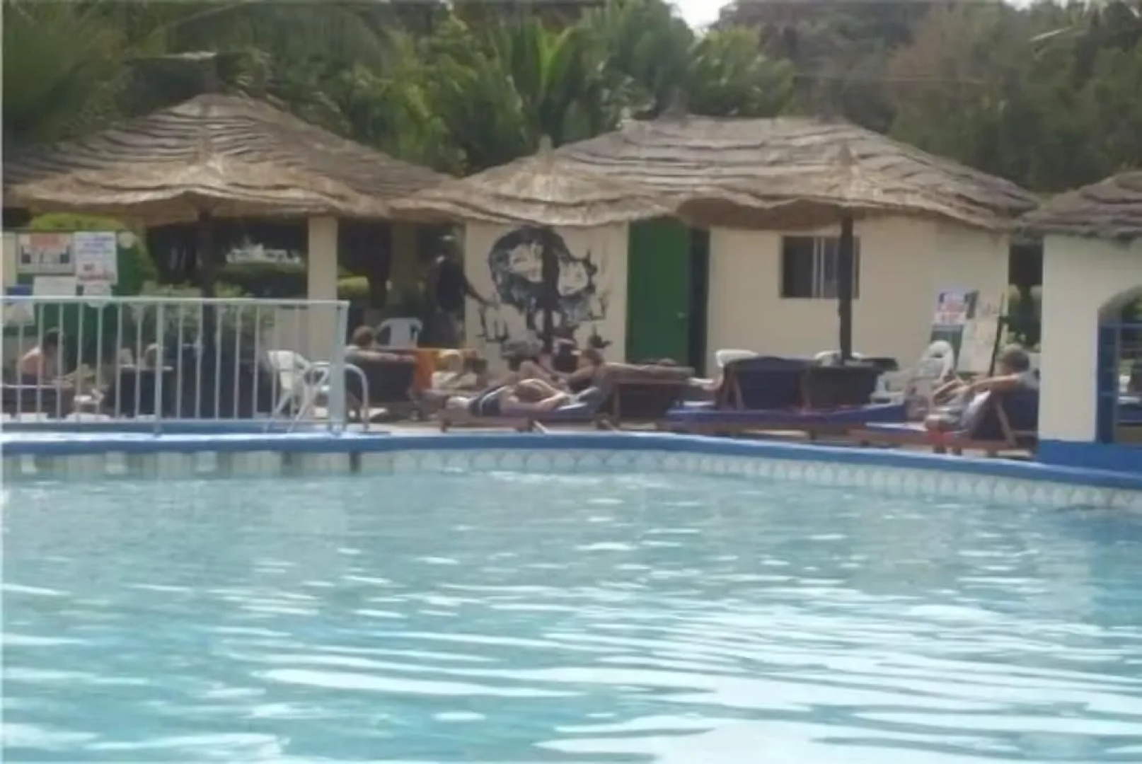 Holiday Beach Club Hotel