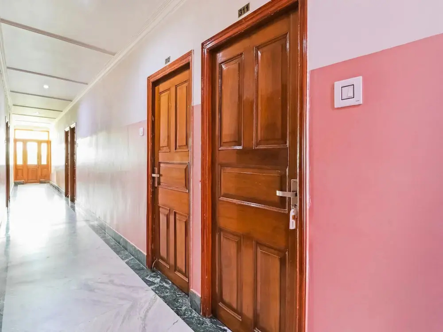 OYO 30121 Hotel Shanti Inn
