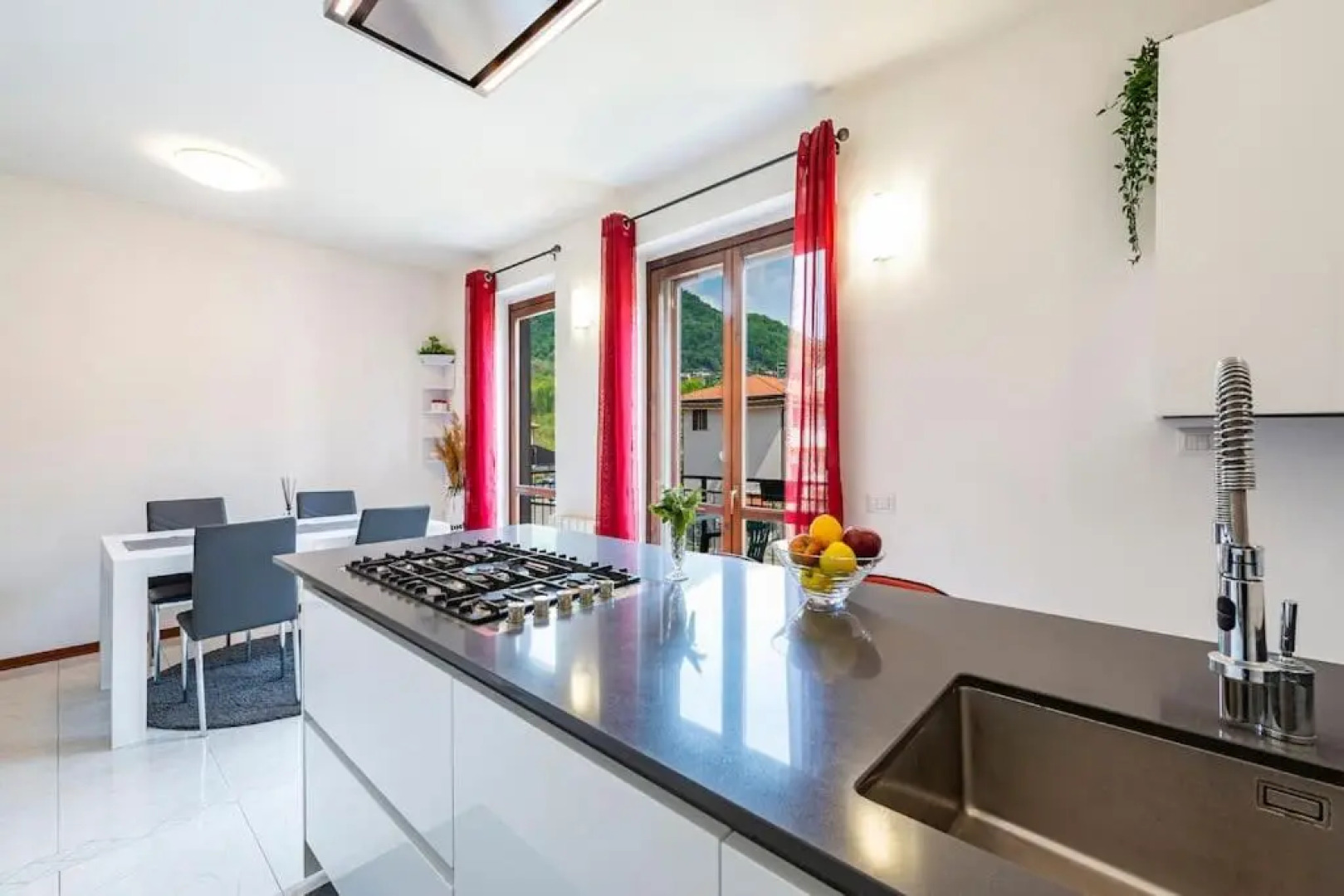 Tresa Bay House - Lugano Lake