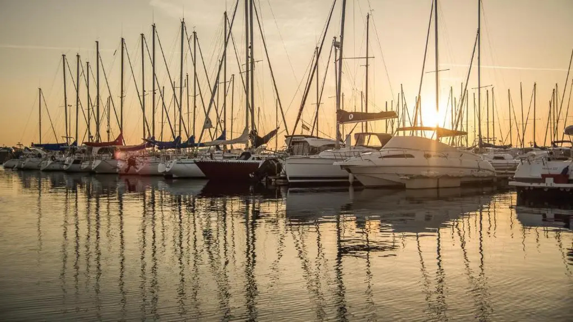 HOLIDAYLAND BAIE DES OLIVIERS VILLA 36m2 1chambre fermée 6 couchages ou VILLA 41M2 2chambres fermées 7 couchages