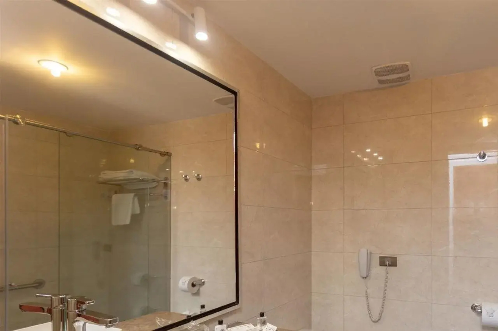 Hotel San Fernando Plaza