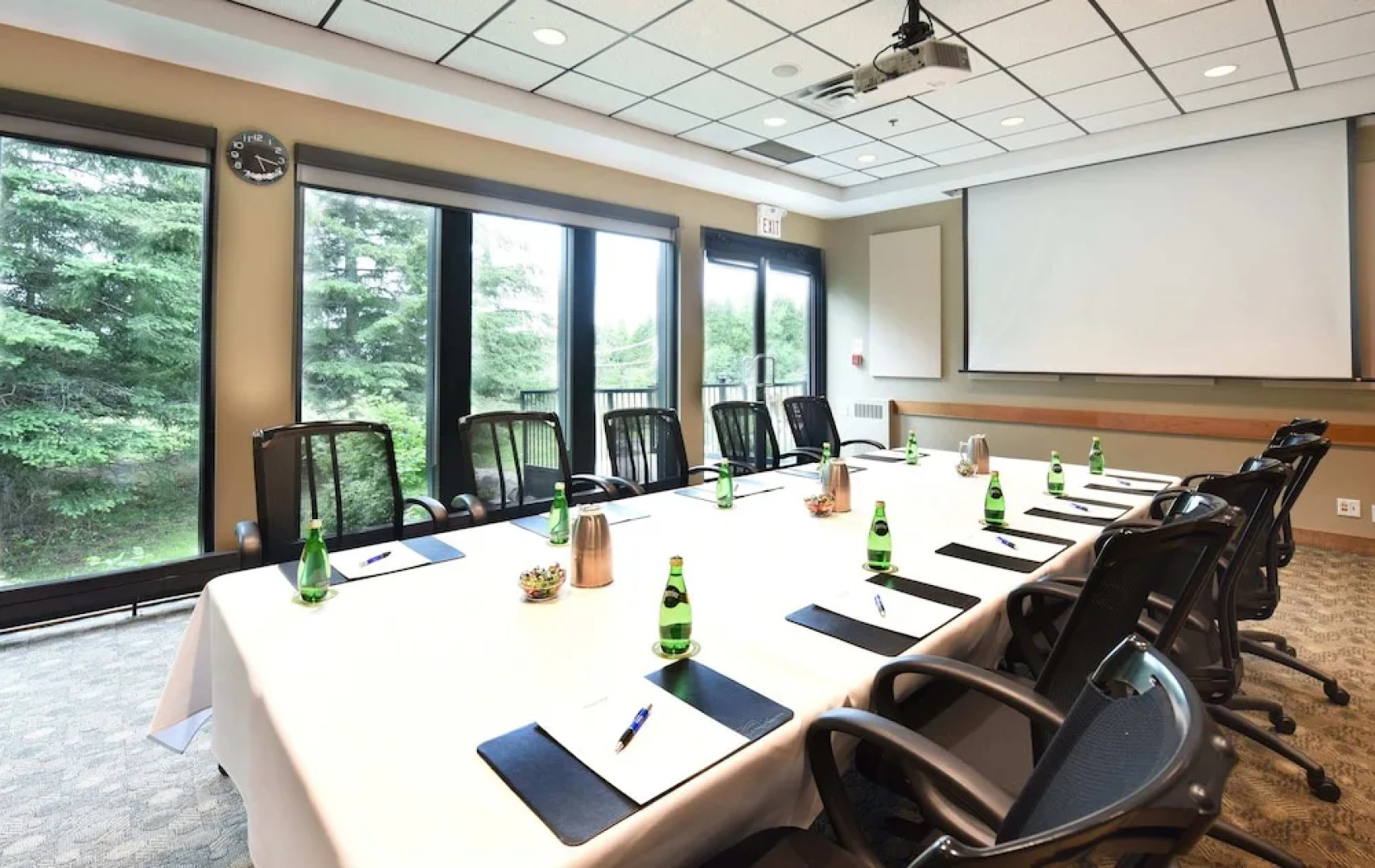 Kingbridge Conference Centre & Hotel