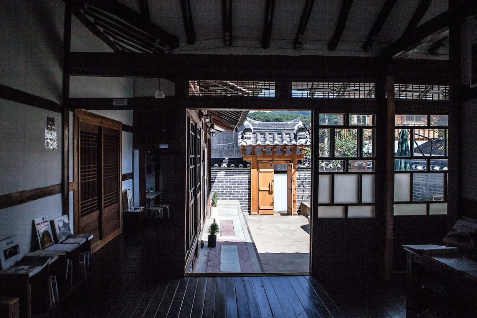 BongHwangJae Hanok