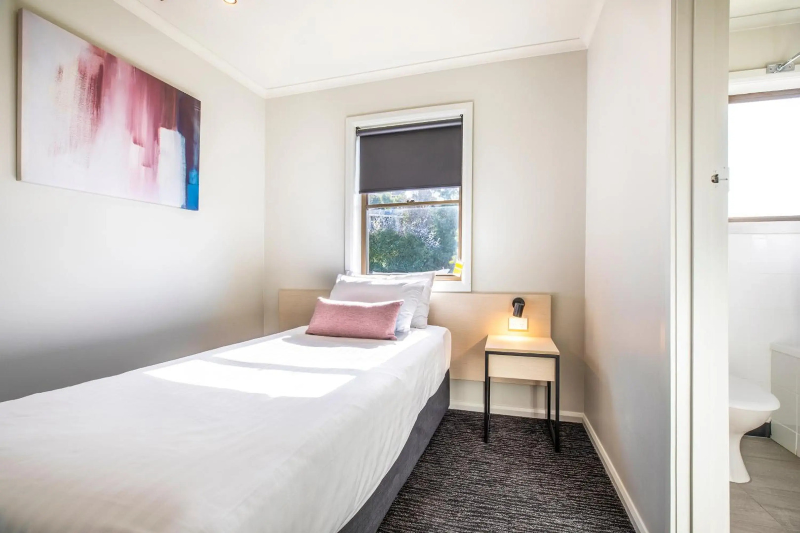 Nightcap at Riverside Hotel