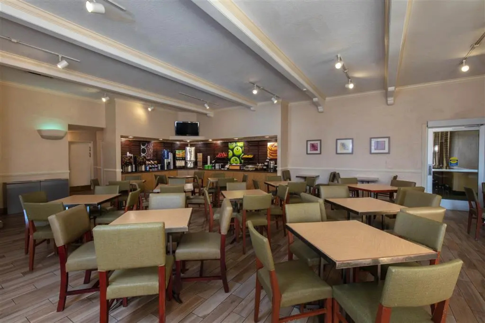 La Quinta Inn & Suites Las Vegas Airport North Convention Center