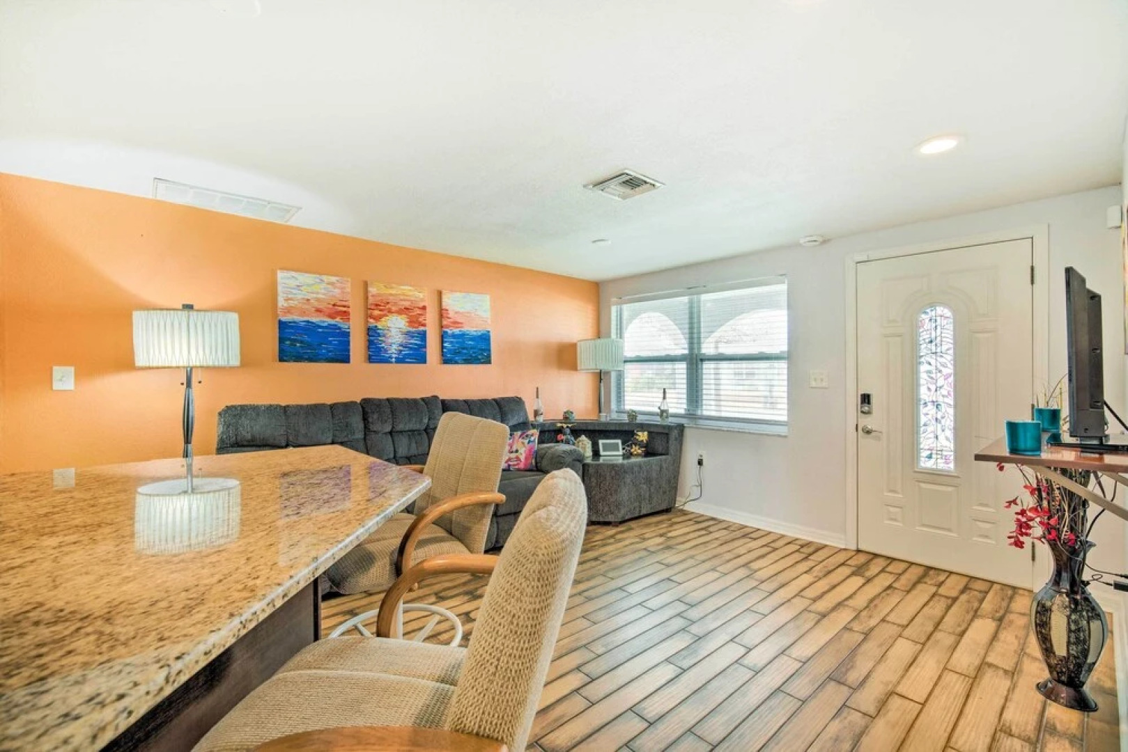 Sun-soaked Hudson Getaway w/ Canal Access!