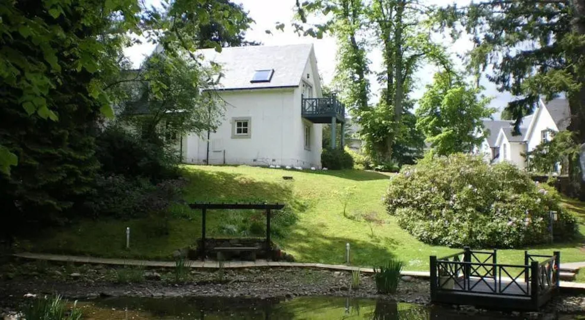 Pond View Lodge - Duchally