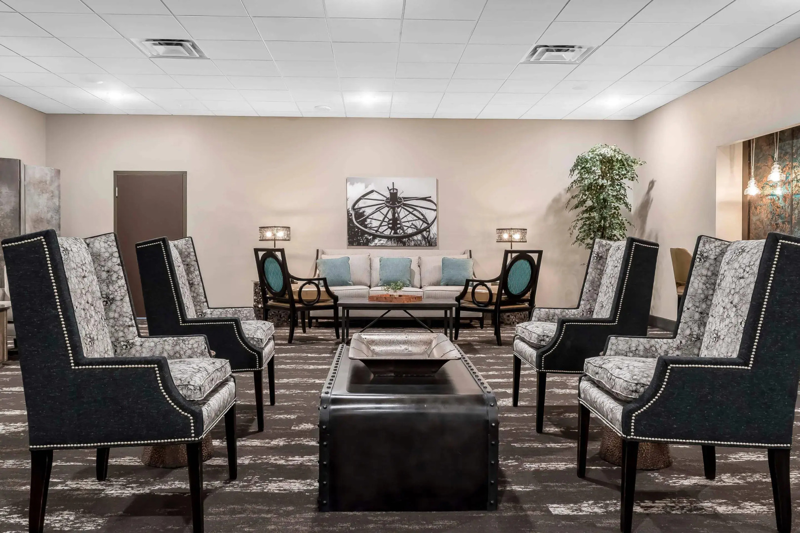 Copper King Hotel & Convention Center