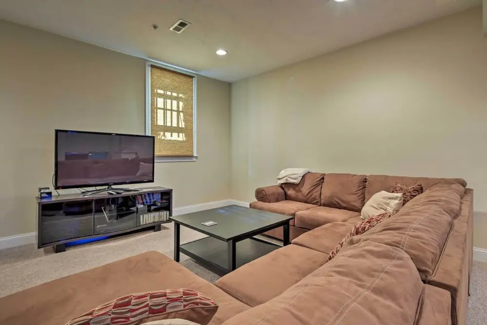 1 Mi to Town & Oyster Pond Beach: Chatham Retreat