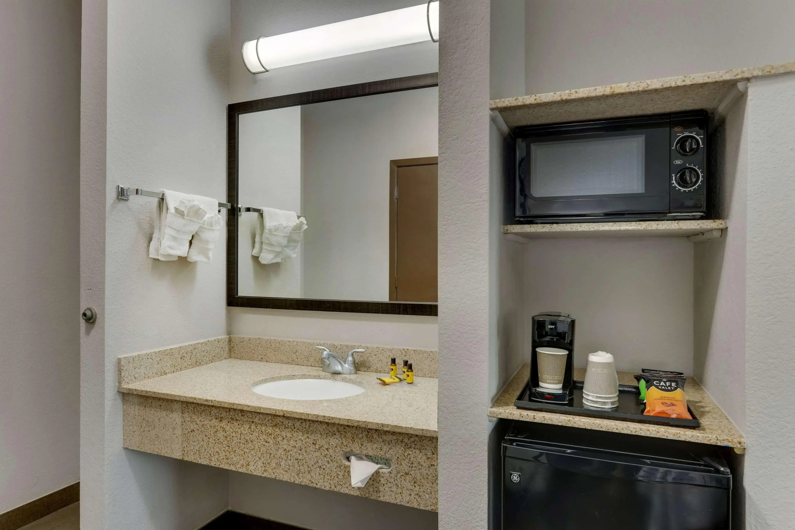 Best Western Plus University Inn & Suites