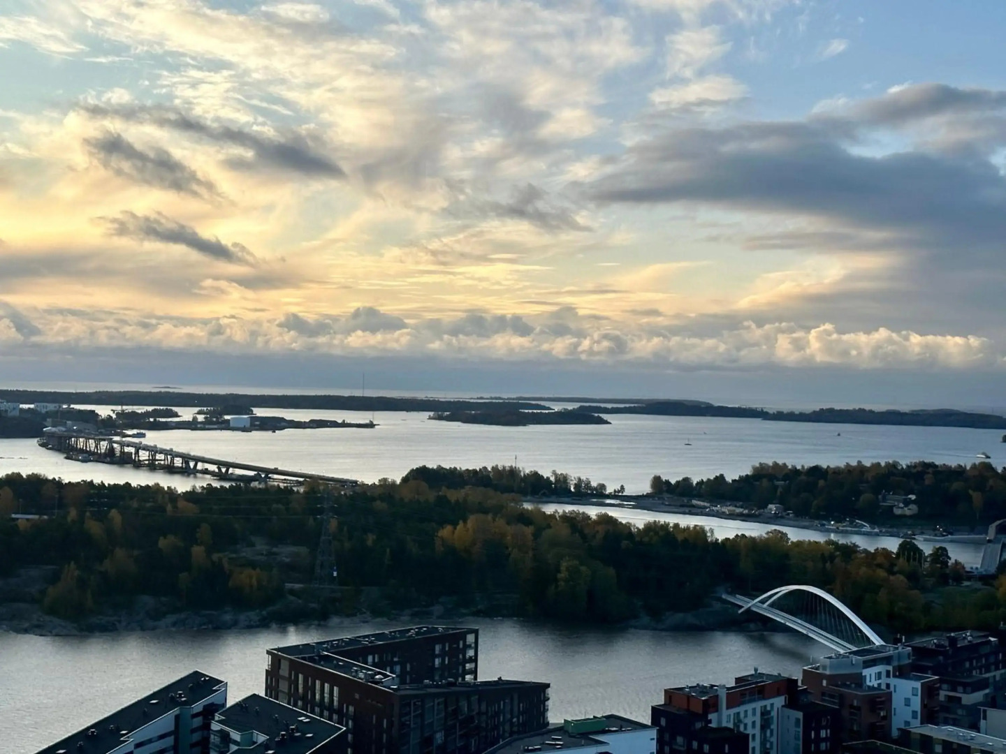 Luxury Skyscraper Apartment with Amazing view over Helsinki