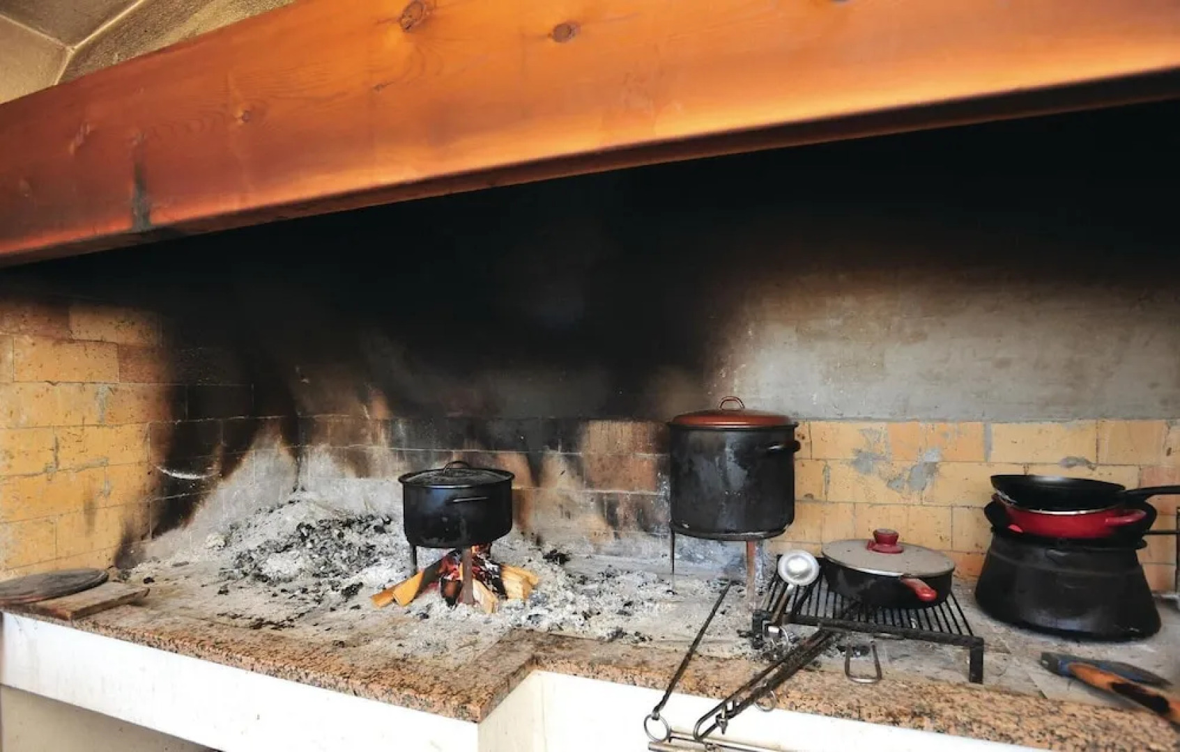 Amazing Home in Tucepi With Wifi and 4 Bedrooms