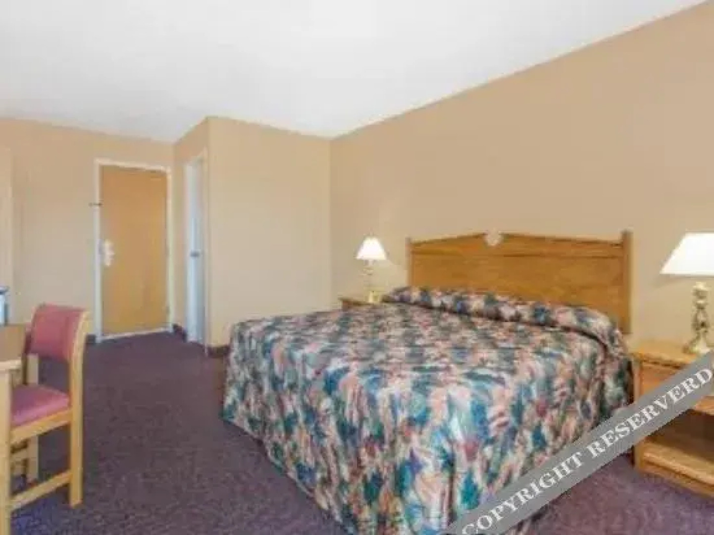 Super 8 Motel - Penticton