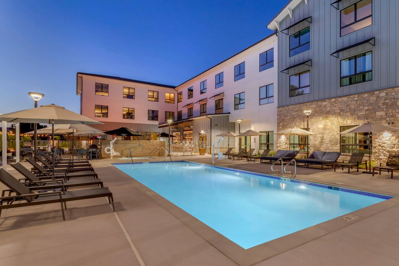 Cambria Hotel Templeton - Paso Robles