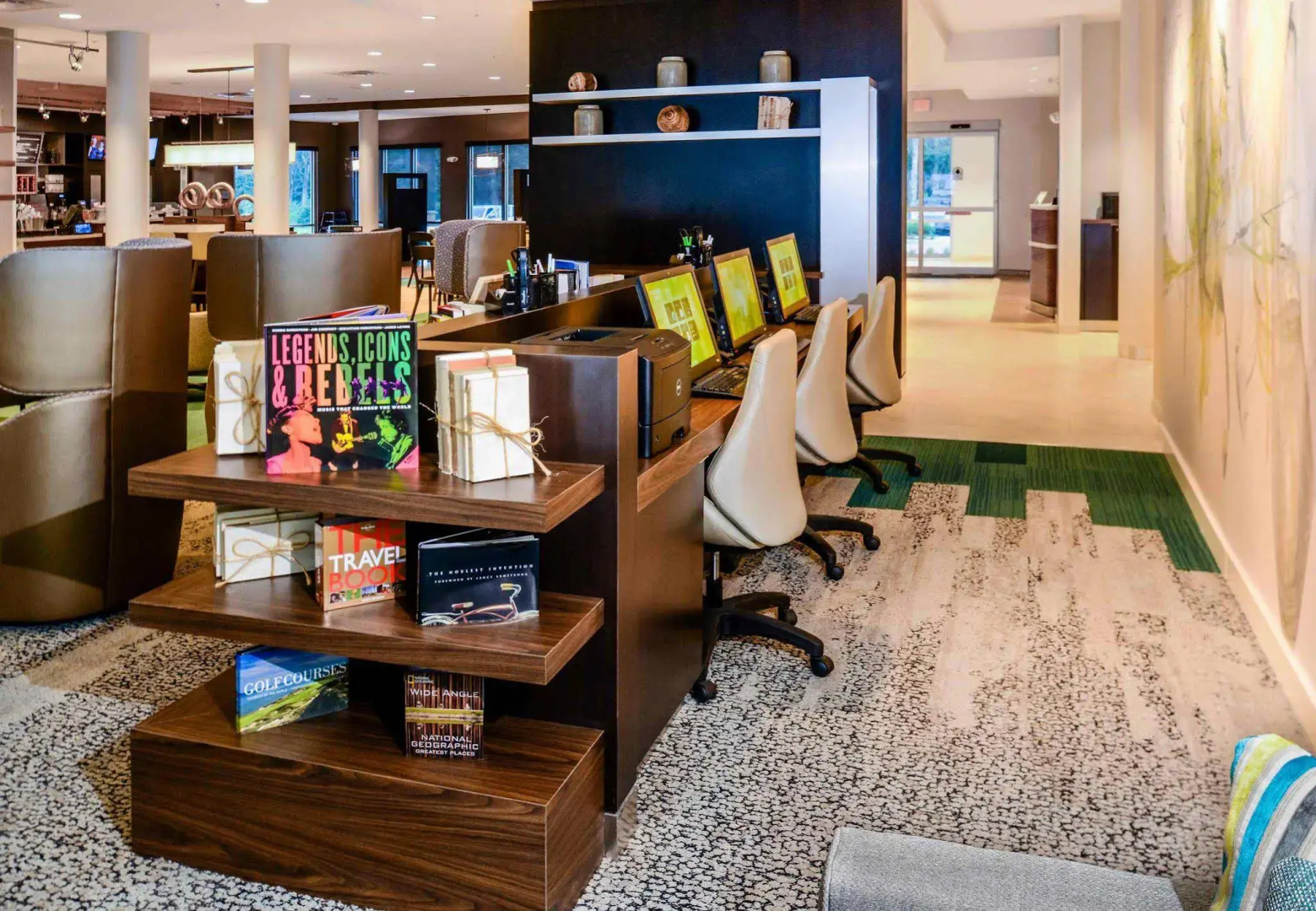 Courtyard Lake Charles