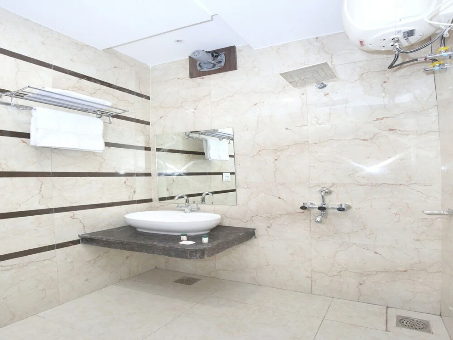 OYO 11632 Hotel Stay INN Classic