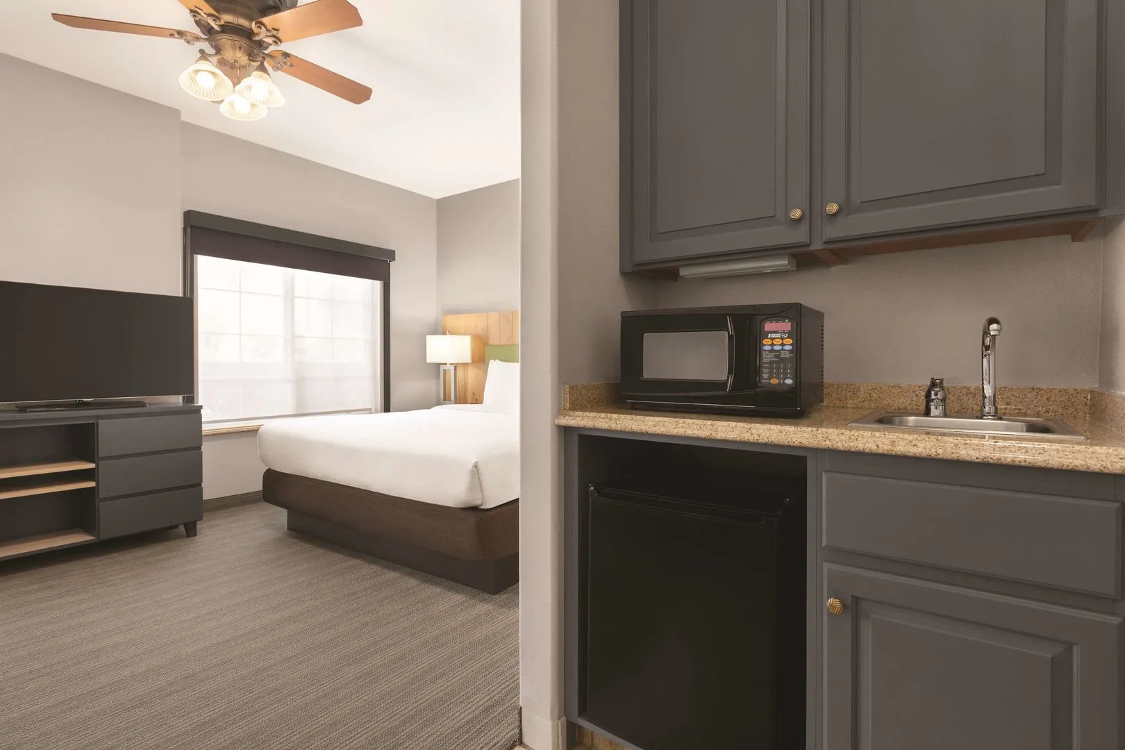 Spark by Hilton Redlands