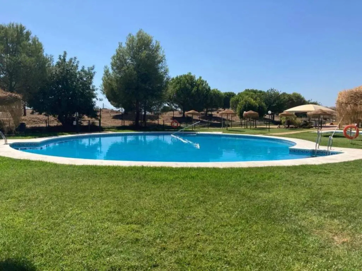 Charming 2-bed Apartment Near Ayamonte With Pool