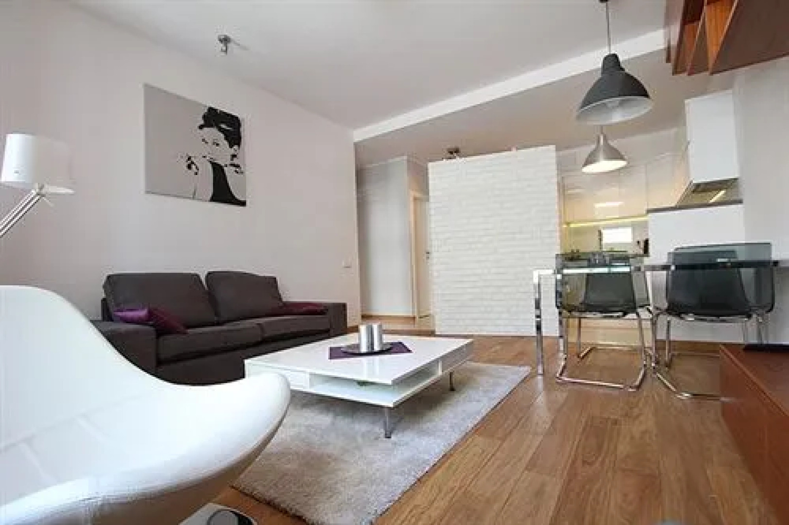 Capital Apartments - Old Town