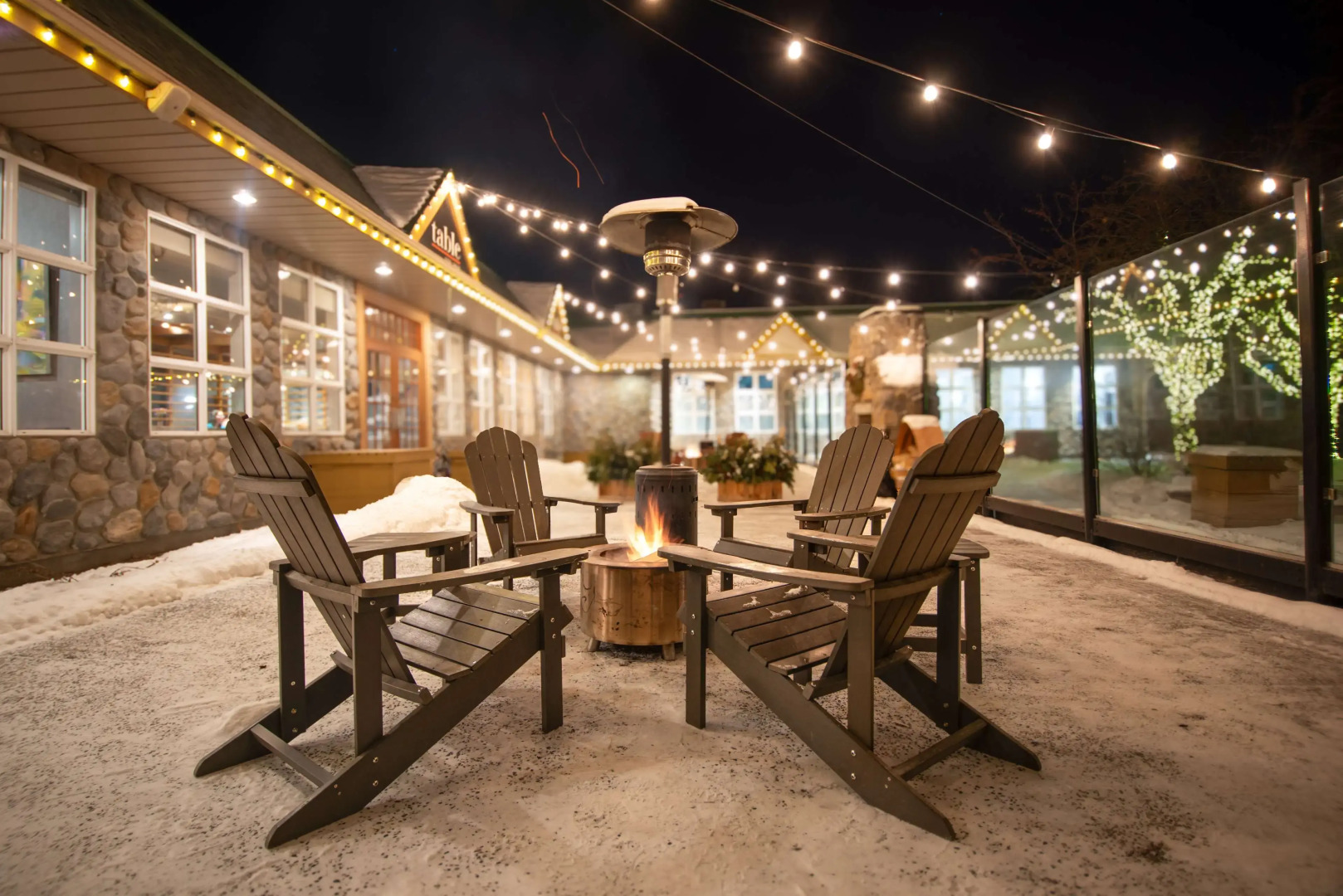 Coast Canmore Hotel & Conference Centre