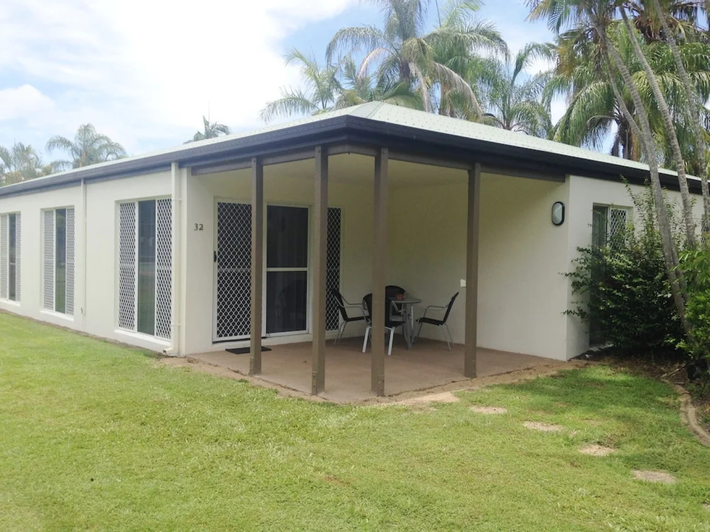 The Shores Holiday Apartments