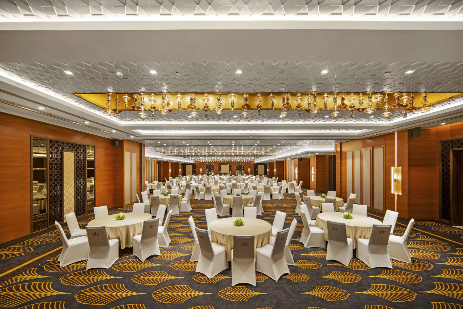 Radisson Blu Hotel & Suites GRT Chennai