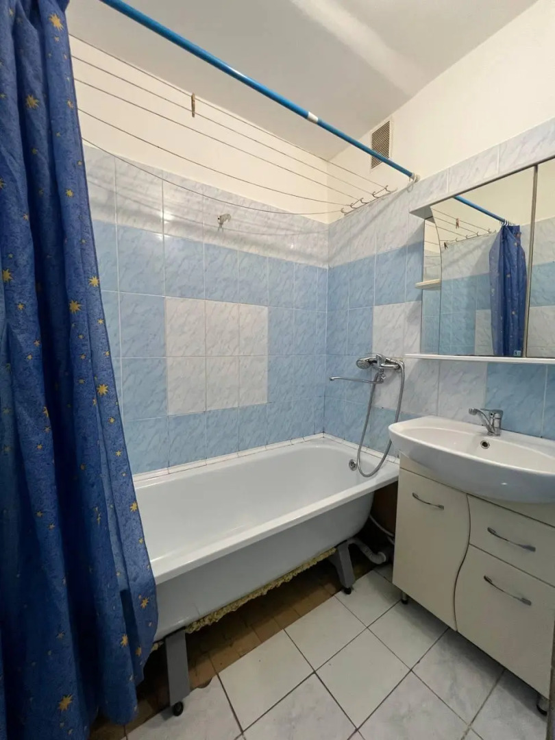 Апартаменты на улице Паровозников 32