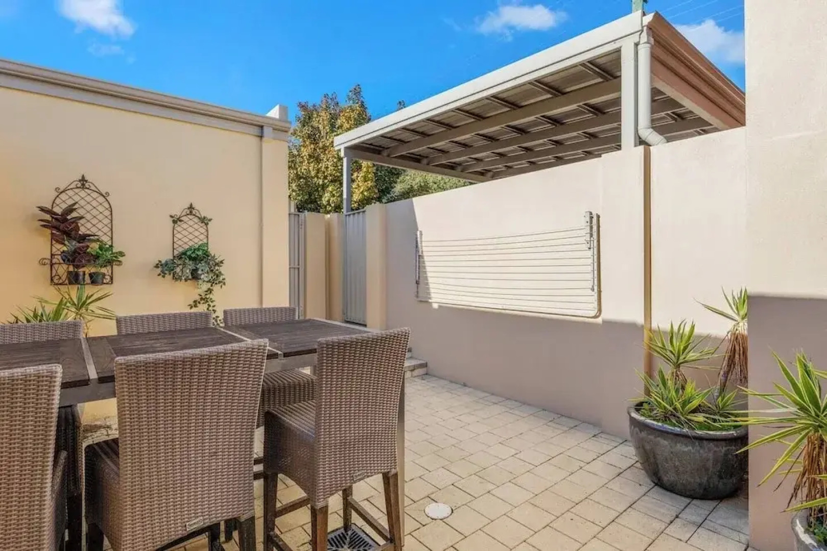 Best Location Armadale Sleeps 6