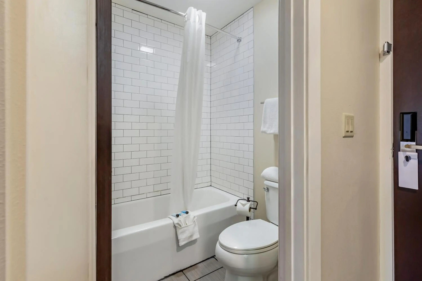 Polynesian Hotel & Suites Wisconsin Dells/Lake Delton