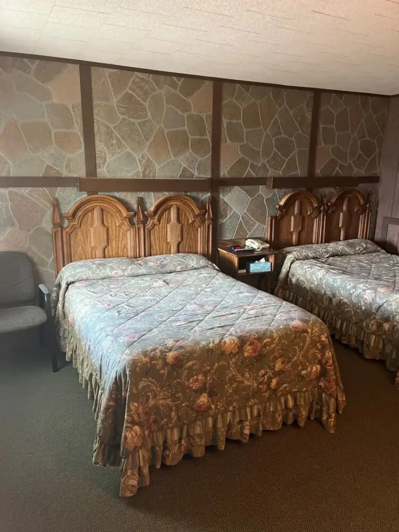 The Hotel Laurel at Seneca