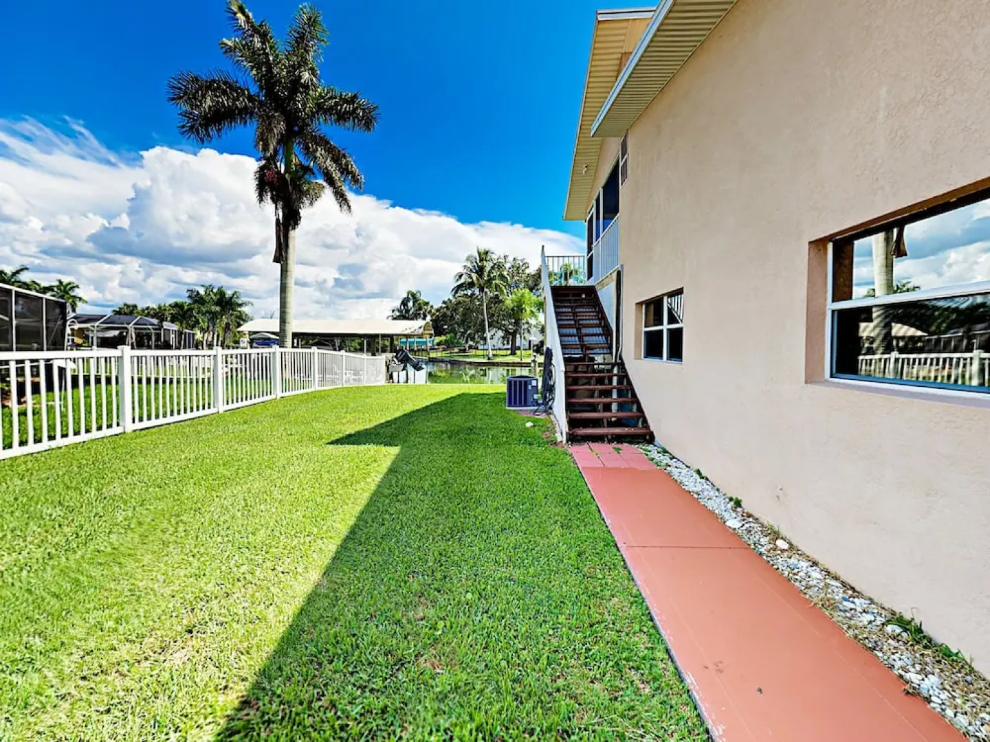 449 Seaworthy Road Duplex 2 Bedrooms 1 Bathroom Duplex