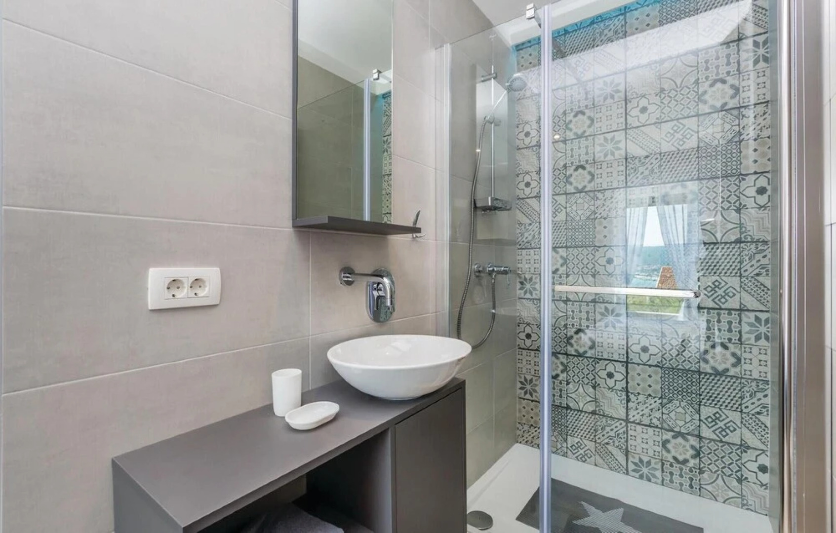 Amazing Home in Kornic With Wifi and 5 Bedrooms