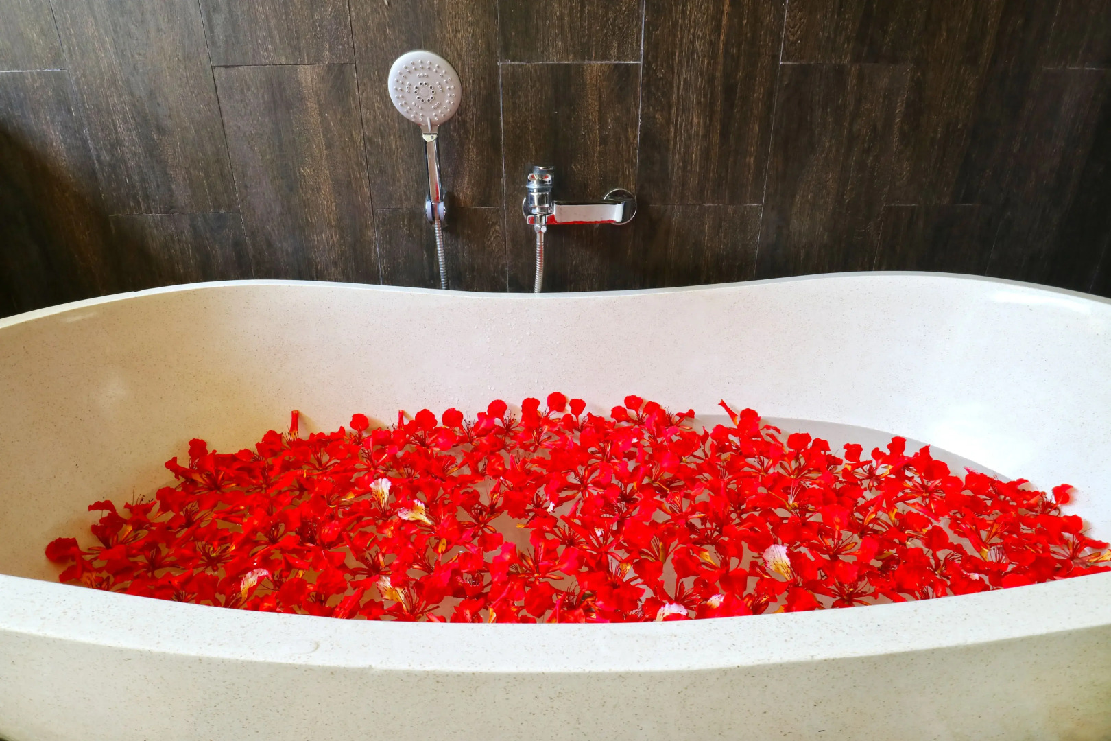 The Ocean Views Luxury Villas & Apartment by ZUZU