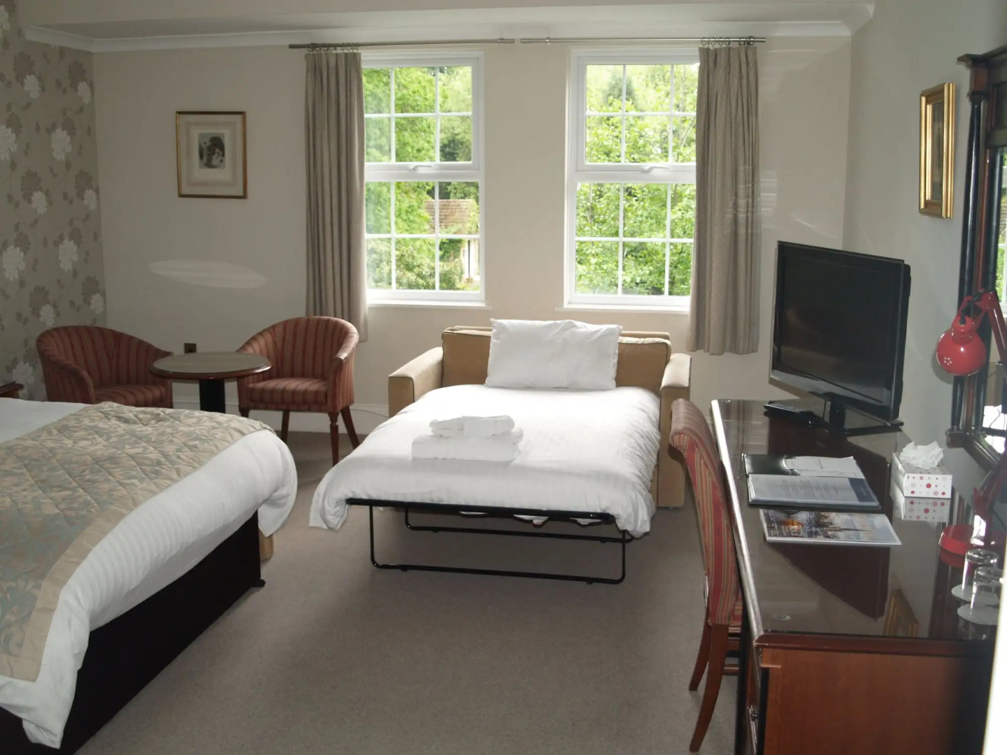 Woodland Manor Hotel