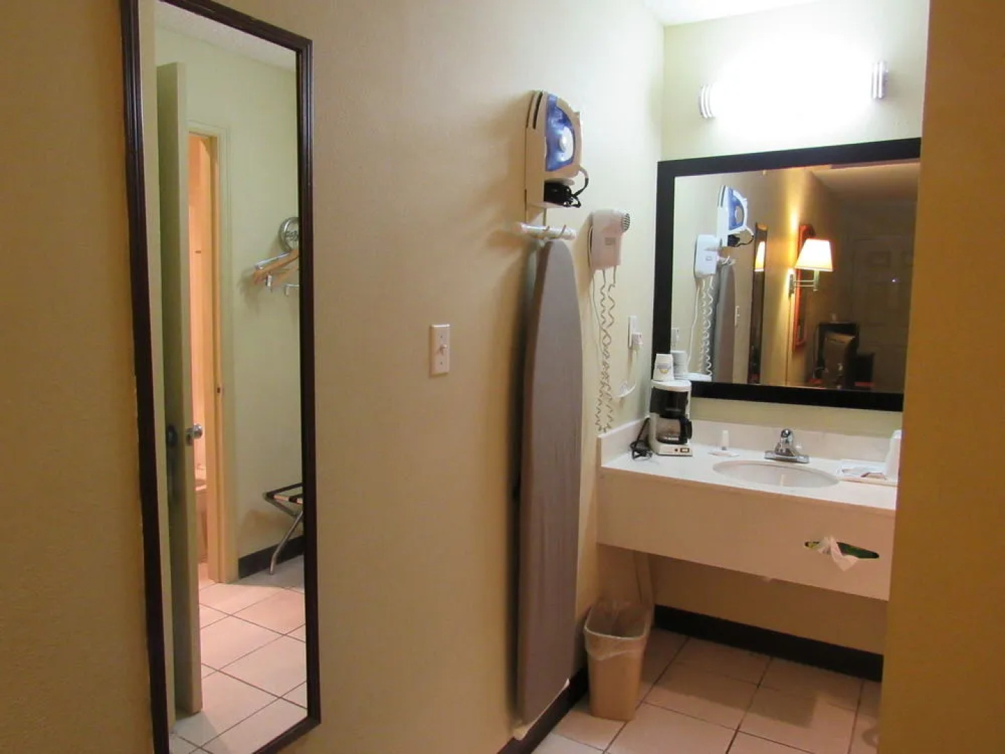 Howard Johnson Inn Ashburn