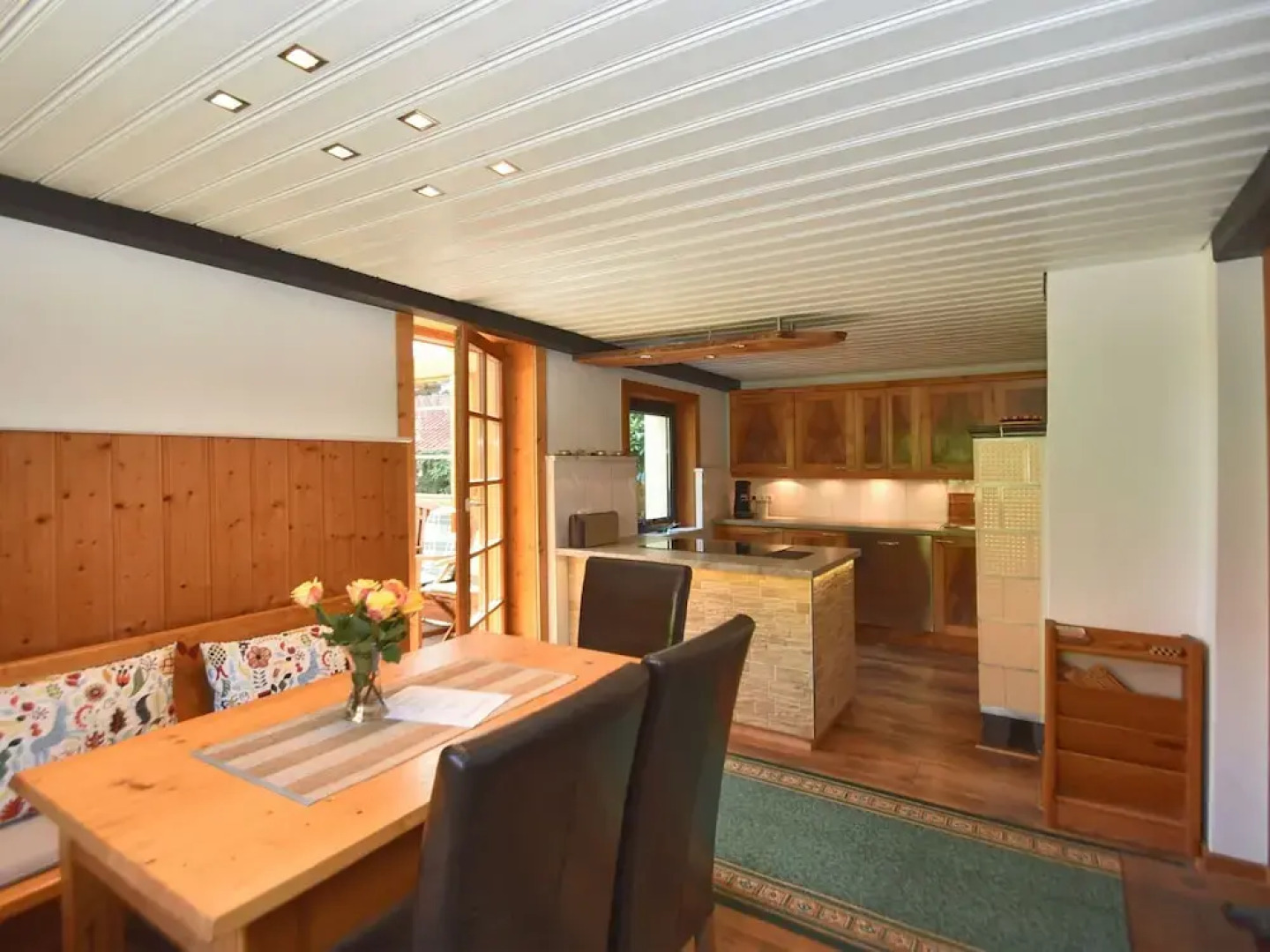 Vintage Hoilday Home in Leina with Pond