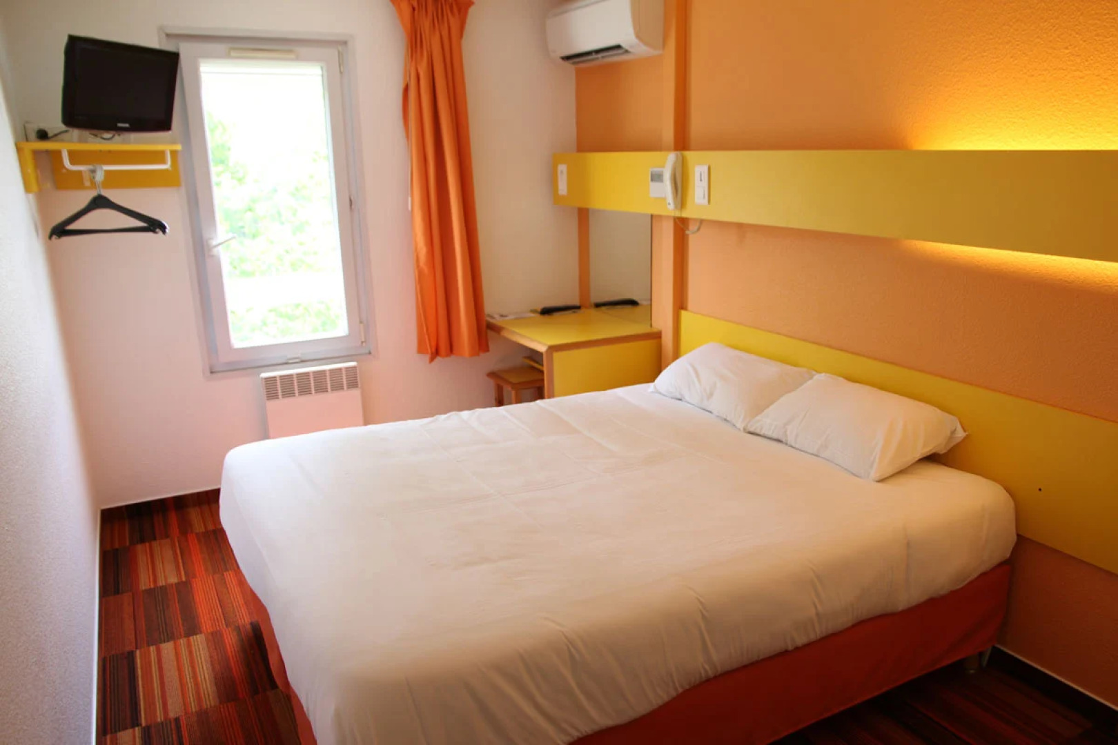 The Originals Access, Hôtel Bordeaux Lac