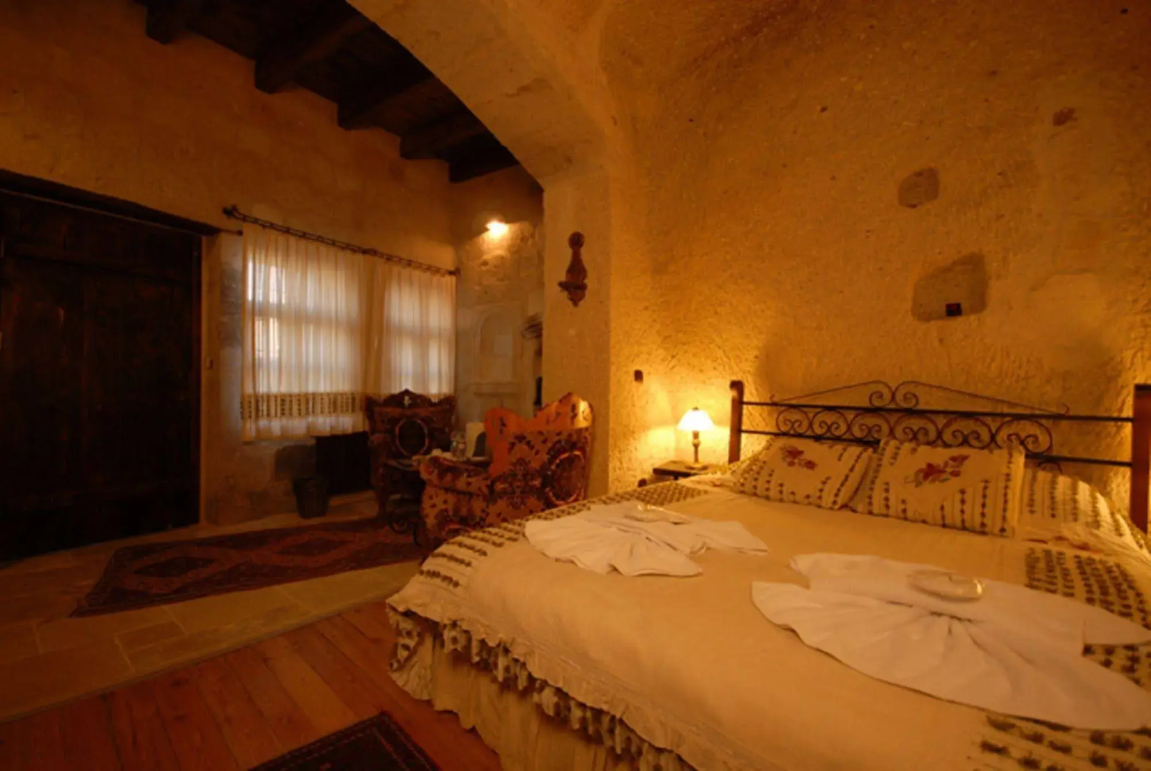 Traveller's Cave Hotel