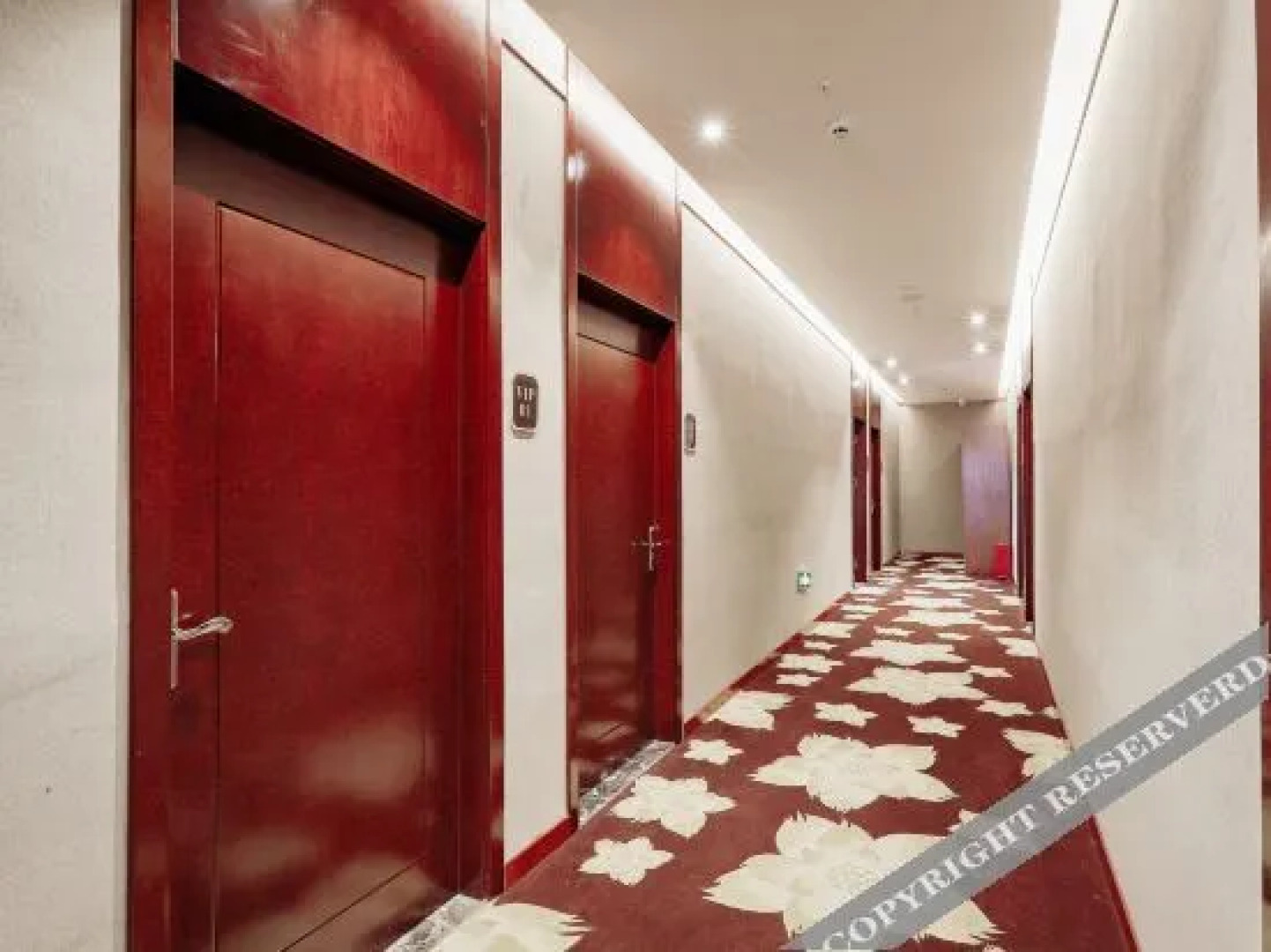 Tanghai Holiday Hotel