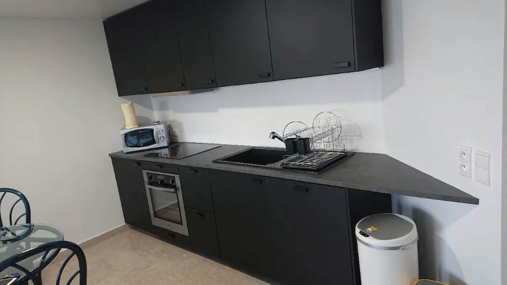 T2 vue mer 100m plages piscine PKG